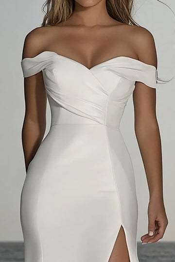 Satin froncé épaule sirène sirène ivoire robe de mariée avec fente